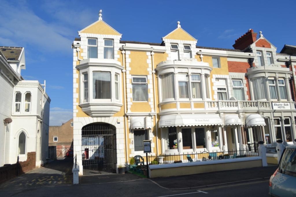 The Wilton Hotel Μπλάκπουλ Εξωτερικό φωτογραφία
